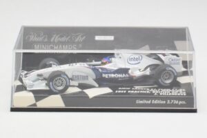 BMW Sauber F1.06 J. Villeneuve Wedding Edition F1 2006 Minichamps 1:43 400060117 Kovina – slika 4 od 5