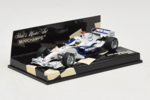 BMW Sauber F1.06 #16 N. Heidfeld BMW Sauber F1 Team 2006 Minichamps 1:43 400060016 Kovina – slika 2 od 5