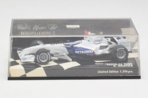 BMW Sauber F1.06 #16 N. Heidfeld F1 2006 Minichamps 1:43 400060086 Kovina – slika 4 od 5