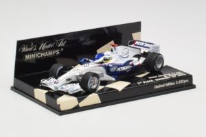 BMW Sauber F1.06 #10 N. Heidfeld Hungarian GP 3rd Place 2006 Minichamps 1:43 400060116 Kovina – slika 2 od 5