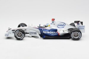 BMW Sauber F1.06 #16 N. Heidfeld F1 2006 Minichamps 1:18 100060016 Kovina – slika 3 od 6