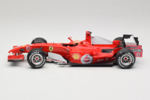 Ferrari 248 F1 #5 M. Schumacher German GP Hockenheimring 2006 Hot Wheels 1:18 J2887 Kovina – slika 3 od 6
