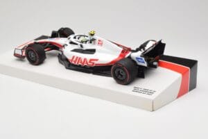 Haas VF-22 #47 M. Schumacher Bahrain GP 2022 Minichamps 1:18 147220147 Kovina – slika 5 od 7