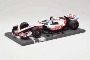 Haas VF-22 #47 M. Schumacher Brazilian GP 2022 Minichamps 1:18 117222147 Smola – slika 2 od 7