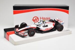 Haas VF-22 #47 M. Schumacher British GP Points 2022 Minichamps 1:18 147221047 Kovina – slika 6 od 6