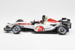 Honda RA106 Honda Racing Team J. Button F1 Showcar 2006 Minichamps 1:18 BUTTON001 Kovina – slika 3 od 6