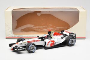 Honda RA106 Honda Racing Team R. Barrichello F1 Showcar 2006 Minichamps 1:18 08MF1-06B-CRB18 Kovina – slika 6 od 6