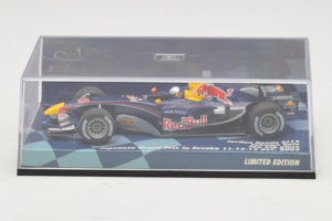 Jordan EJ12 Honda T. Sato F1 2002 Minichamps 1:43 403020110 Kovina – slika 5 od 5