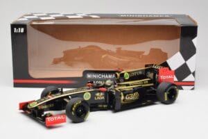 Lotus Renault GP R31 #10 B. Senna F1 2011 Minichamps 1:18 150110079-C1 Kovina – slika 7 od 7
