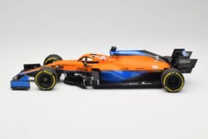 McLaren MCL35M #3 D. Ricciardo Bahrain GP 2021 Minichamps 1:18 530211803 Kovina – slika 3 od 7
