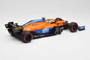 McLaren MCL35M #4 L. Norris Pole Position Russian GP 2021 Minichamps 1:18 530213404 Kovina – slika 2 od 7