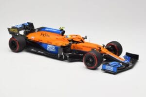 McLaren MCL35M #4 L. Norris Pole Position Russian GP 2021 Minichamps 1:18 530213404 Kovina – slika 4 od 7