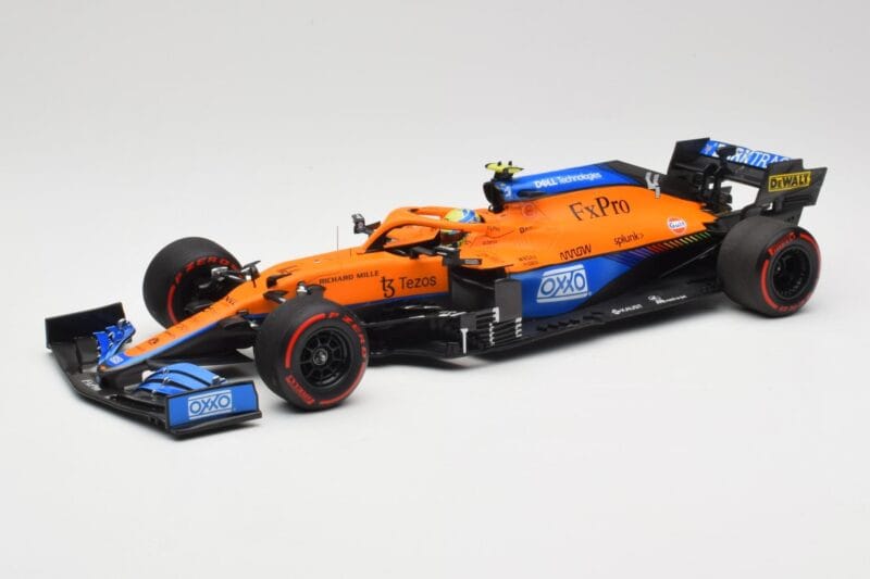 McLaren MCL35M #4 L. Norris Pole Position Russian GP 2021 Minichamps 1:18 530213404 Kovina
