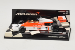 McLaren M26 Ford J. Hunt F1 1977 Minichamps 1:43 530774301 Kovina