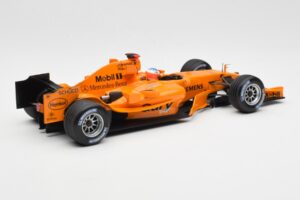 McLaren Mercedes MP4-20 G. Paffett F1 Test Car 2006 Minichamps 1:18 B66962342 Kovina – slika 2 od 6