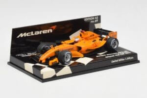 McLaren Mercedes MP4-20 G. Paffett Test Car 2006 Minichamps 1:43 530064395 Kovina – slika 2 od 5