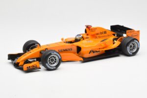 McLaren MP4-20 Mercedes P. de la Rosa Interim Test Car 2006 Minichamps 1:18 530061894 Kovina