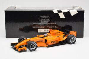 McLaren MP4-20 Mercedes P. de la Rosa Interim Test Car 2006 Minichamps 1:18 530061894 Kovina – slika 6 od 6