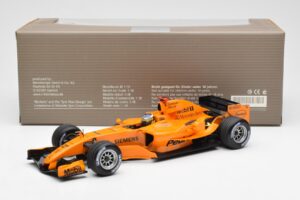 McLaren Mercedes MP4-20 P. de la Rosa F1 Test Car 2005 Minichamps 1:18 B66962343 Kovina – slika 6 od 6