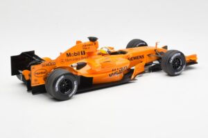 McLaren MP4-21 Mercedes #4 J.P. Montoya Interim Livery 2006 Minichamps 1:18 530061874 Kovina – slika 2 od 6