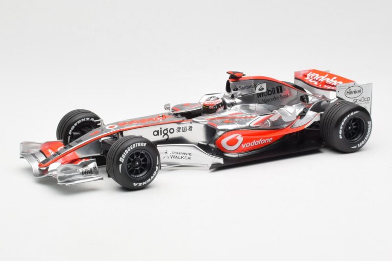McLaren MP4-21 Mercedes #4 J-P. Montoya Showcar 2006 Minichamps 1:18 MONTOYA002 Kovina