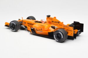 McLaren MP4-21 Mercedes #3 K. Raikkonen Interim Livery 2006 Minichamps 1:18 530061873 Kovina – slika 5 od 6