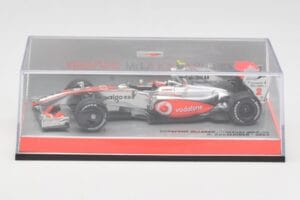 McLaren Mercedes MP4-24 #2 H. Kovalainen Race Car 2009 Minichamps 1:43 503094302 Kovina – slika 5 od 5