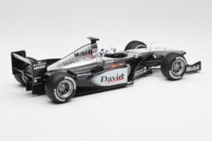 McLaren MP4-15 #2 D. Coulthard F1 2000 Hot Wheels 1:18 26740 Kovina – slika 2 od 6