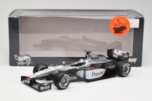 McLaren MP4-15 #2 D. Coulthard F1 2000 Hot Wheels 1:18 26740 Kovina – slika 6 od 6