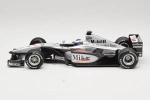 McLaren MP4-15 #1 M. Hakkinen F1 2000 Minichamps 1:18 B66962117 Kovina – slika 3 od 6