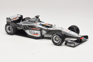 McLaren MP4-15 #1 M. Hakkinen F1 2000 Minichamps 1:18 B66962117 Kovina – slika 4 od 6