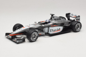 McLaren MP4-16 Mercedes #3 D. Coulthard F1 2001 Hot Wheels 1:18 50199 Kovina