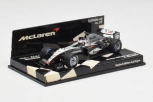 McLaren MP4-19B #6 K. Raikkonen F1 2004 Minichamps 1:43 530044316 Kovina – slika 3 od 5