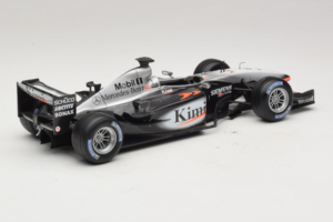 McLaren MP4-20 #9 K. Raikkonen F1 2005 Hot Wheels 1:18 H2286 Kovina – slika 2 od 6