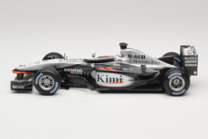 McLaren MP4-20 #9 K. Raikkonen F1 2005 Hot Wheels 1:18 H2286 Kovina – slika 3 od 6
