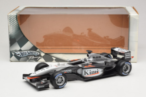 McLaren MP4-20 #9 K. Raikkonen F1 2005 Hot Wheels 1:18 H2286 Kovina – slika 6 od 6