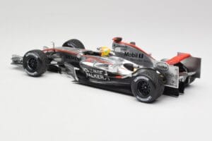 McLaren MP4-21 L. Hamilton Silverstone Test 2006 Minichamps 1:18 530061884 Kovina – slika 5 od 6