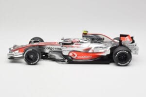 McLaren MP4-22 #2 L. Hamilton Canadian GP Winner 2007 Minichamps 1:18 530071822 Kovina – slika 3 od 6