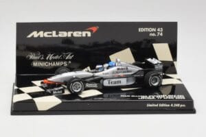 McLaren MP4/98T 2-Seater M. Hakkinen / E. Hakkinen F1 2000 Minichamps 1:43 530984378 Kovina