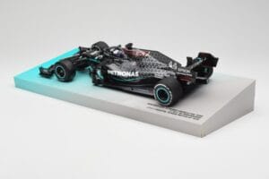 Mercedes AMG Petronas W11 #44 L. Hamilton Winner British GP 2020 Minichamps 1:18 113200444 Kovina – slika 5 od 7