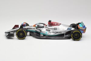Mercedes AMG W13 E Performance Petronas #63 G. Russell Miami GP 2022 Minichamps 1:18 110220563 Kovina – slika 3 od 7