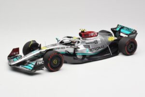 Mercedes AMG W13 E Performance Petronas #44 L. Hamilton Spanish GP 2022 Minichamps 1:18 110220044 Kovina