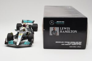 Mercedes AMG W13 E Performance Petronas #44 L. Hamilton Spanish GP 2022 Minichamps 1:18 110220044 Kovina – slika 6 od 7
