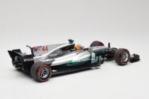 Mercedes AMG W08 EQ Power+ Petronas #44 L. Hamilton F1 World Champion 2017 Minichamps 1:18 186170044 Smola – slika 2 od 7