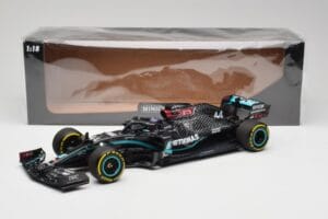 Mercedes AMG W11 Petronas #44 L. Hamilton Styrian GP Winner 2020 Minichamps 1:18 110200244 Smola – slika 7 od 7