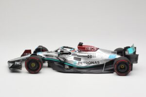Mercedes AMG W13 E Performance Petronas #63 G. Russell Brazilian GP 1st Win 2022 Minichamps 1:18 110222163 Smola – slika 3 od 7
