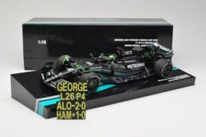 Mercedes AMG W14 E Performance Petronas #63 G. Russell Bahrain GP 2023 Minichamps 1:18 113230163 Smola – slika 7 od 7
