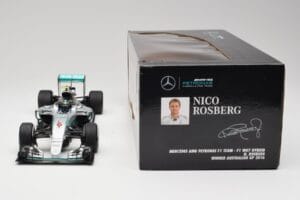 Mercedes AMG W07 #6 N. Rosberg Australia GP Winner 2016 Minichamps 1:18 110160006 Kovina – slika 7 od 7