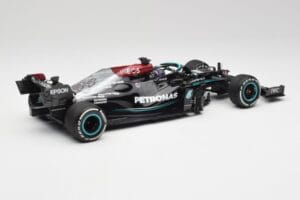 Mercedes AMG W12 #44 L. Hamilton Bahrain GP 2021 Minichamps 1:18 110210144 Kovina – slika 2 od 7