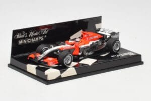 MF1 M16 Toyota #18 T. Monteiro F1 2006 Minichamps 1:43 400060018 Kovina – slika 2 od 5
